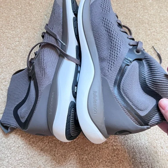 Lululemon Chargefeel Mid - Picture 5 of 7